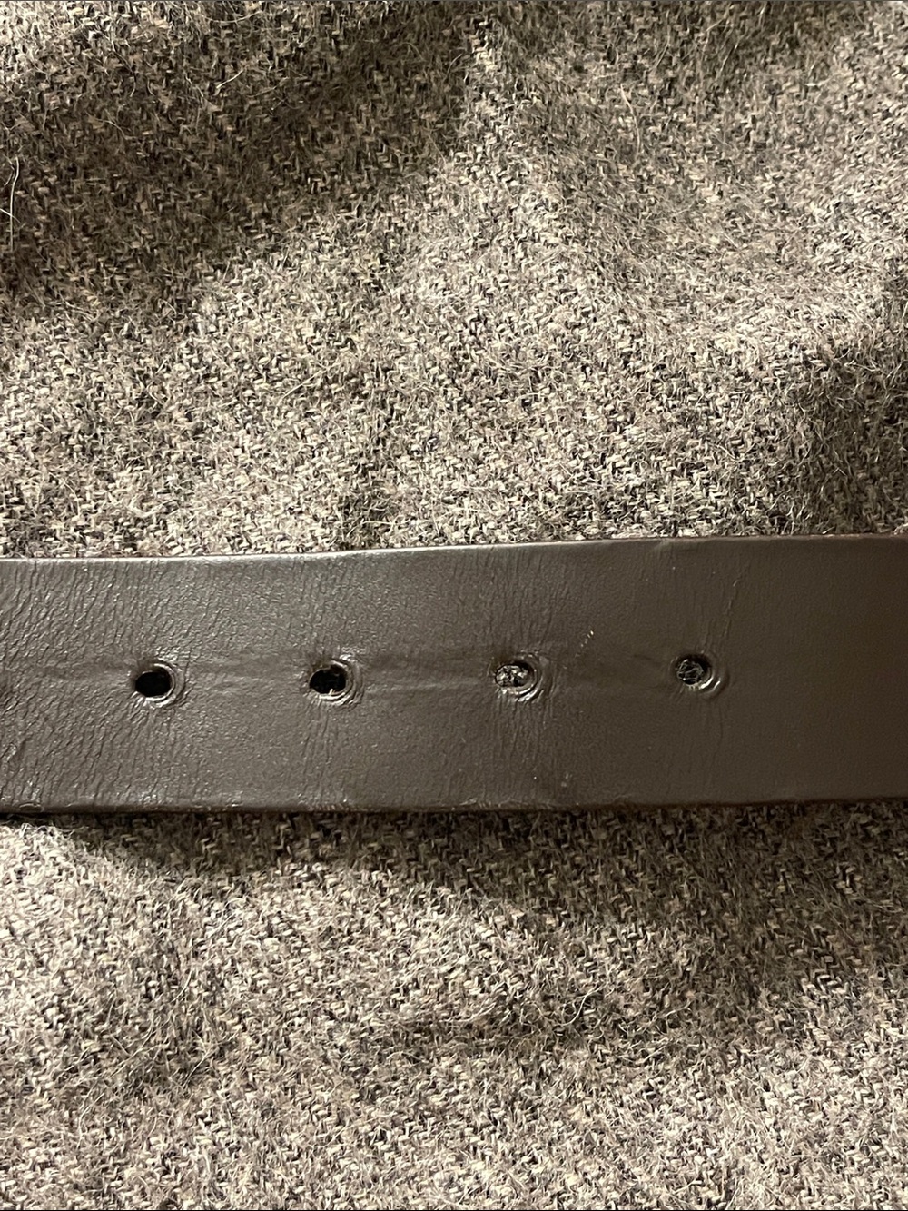 Gucci Dark Brown Leather Belt with Silver Double G Buckle - Picture 3 of 4